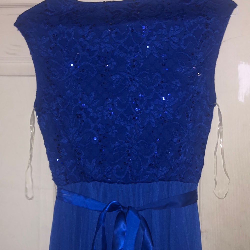 Long blue dress